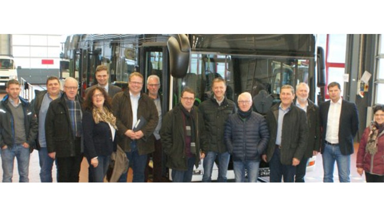 Kurz vor dem Start der Westerwaldbus GmbH: CDU-Kreistagsfraktion besuchte Westerwaldbahn in Steinebach